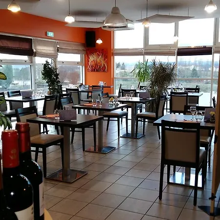 Les Balcons Du Velay Отель