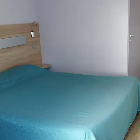 Отель Les Balcons Du Velay Monistrol-sur-Loire