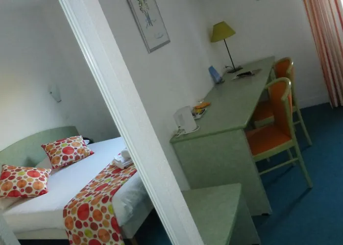 Les Balcons Du Velay 3*